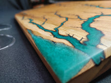 Load image into Gallery viewer, Cherry Serving Board - Iridescent Green (ch04)